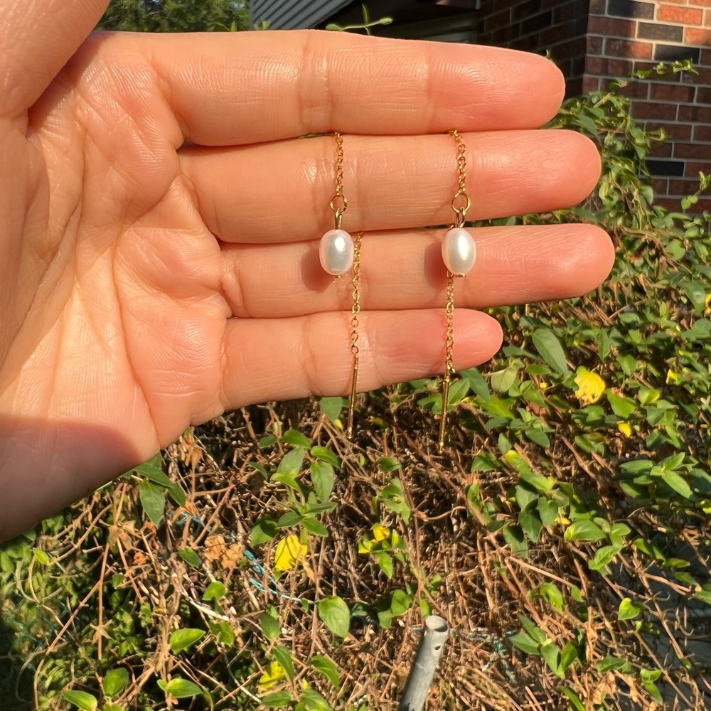 Minimalistic White Freshwater Pearl Gold Stainless Steel Threader Earrings